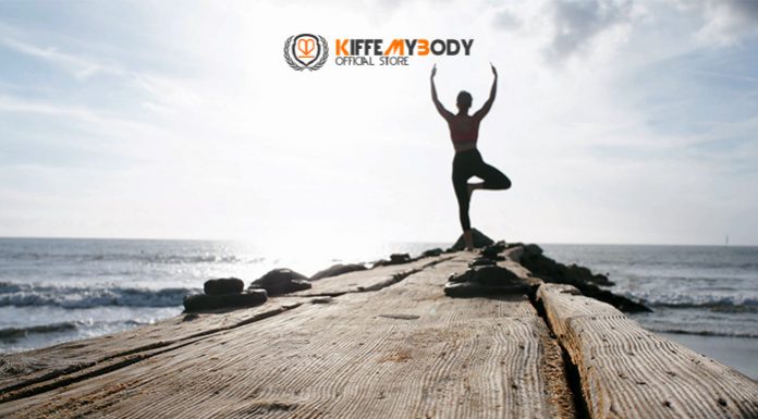 Yoga en la playa. Kiffemybody